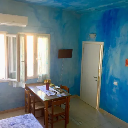 Delfino Azzurro Apartment *